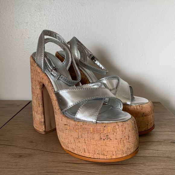 Schutz Pattie Platform Pump Heels sz 8 US Chunky Sandal Silver Cork Cyber Y2K - Picture 6 of 13